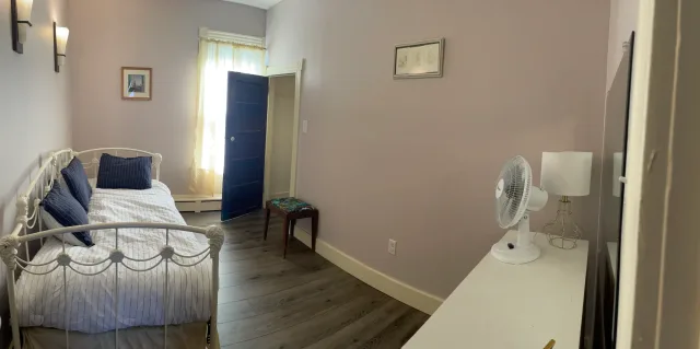 Fully renovated downstairs home minutes from hospitals, the port and Bayshore Beach!